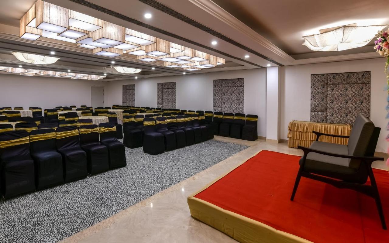 The Downton Hotel Raipur  ภายนอก รูปภาพ